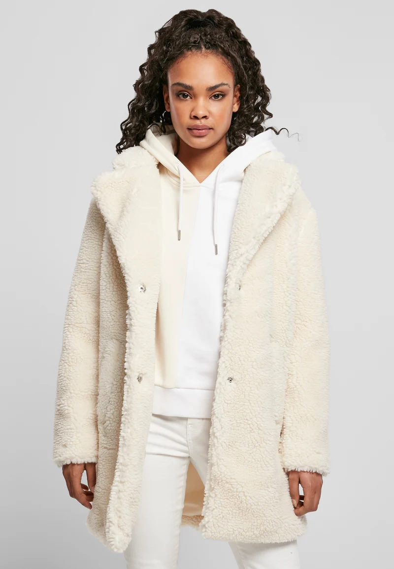 UC Oversized Sherpa Coat White M