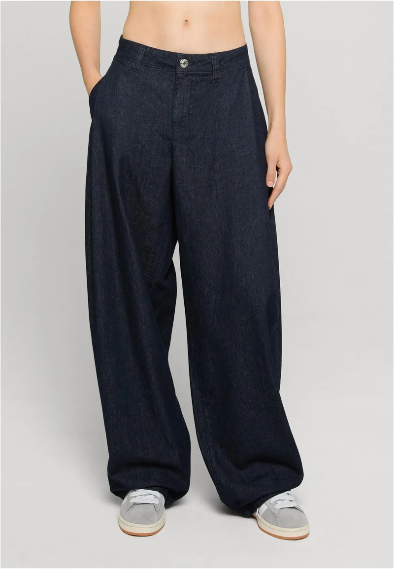 UC Light Denim Barrel Pants