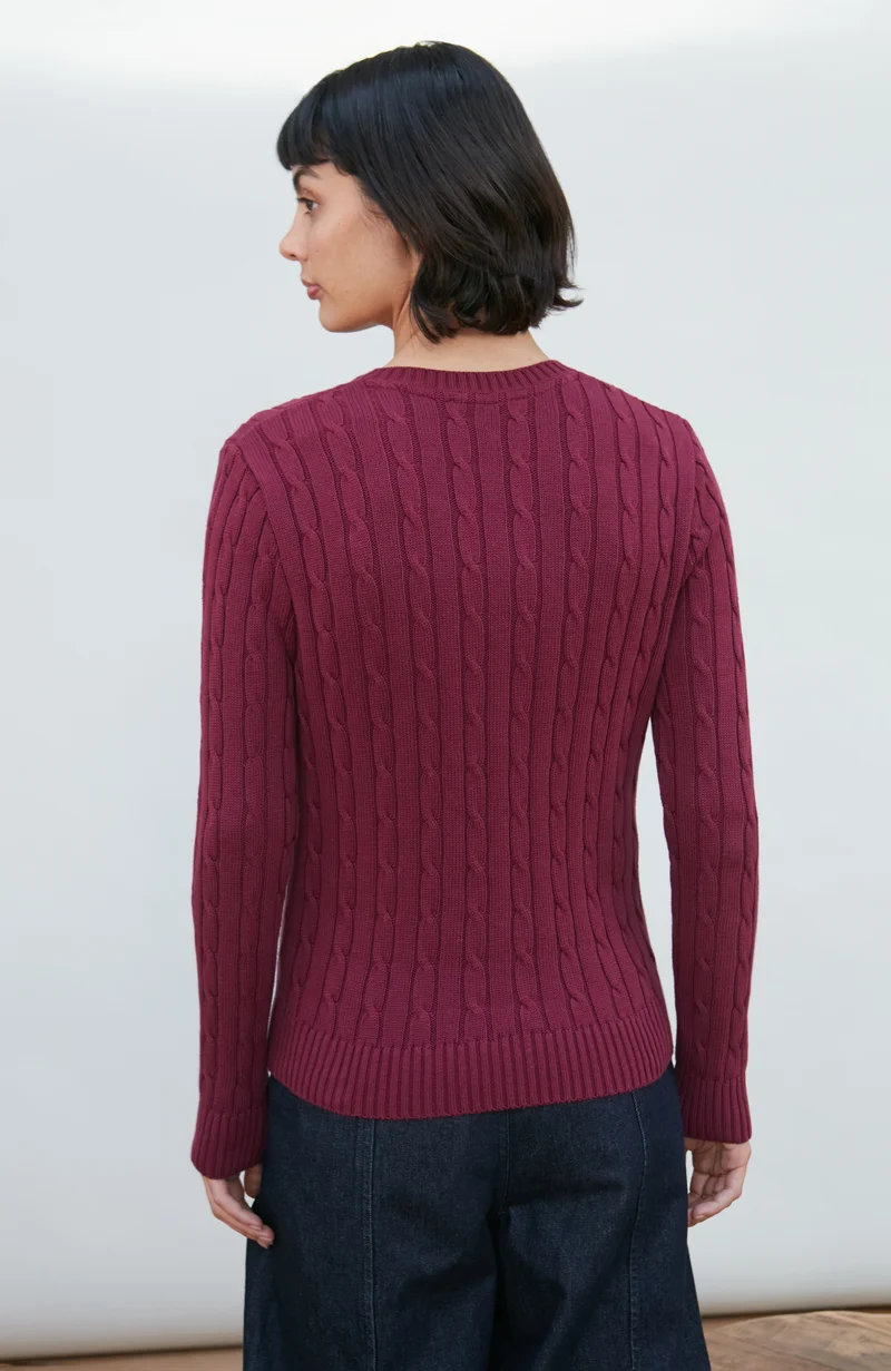 Damenpullover aus 100 % Baumwolle mit Zopfmuster und V-Ausschnitt