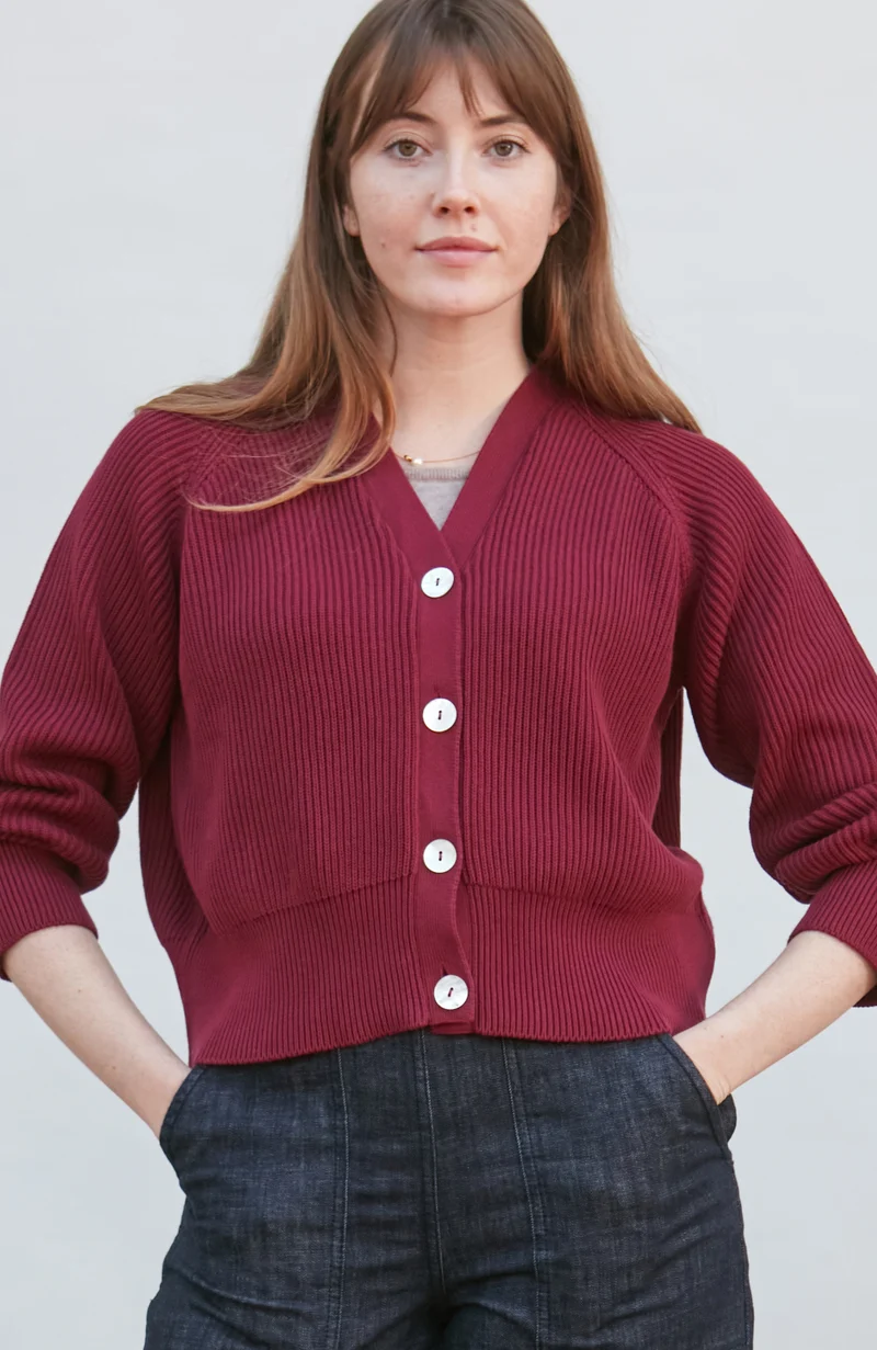 Übergroßer, gerippter Damen-Cardigan aus 100 % Baumwolle mit V-Ausschnitt