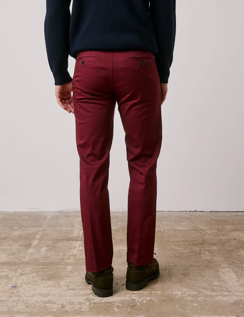 Chino Geofrey en twill de coton bordeaux