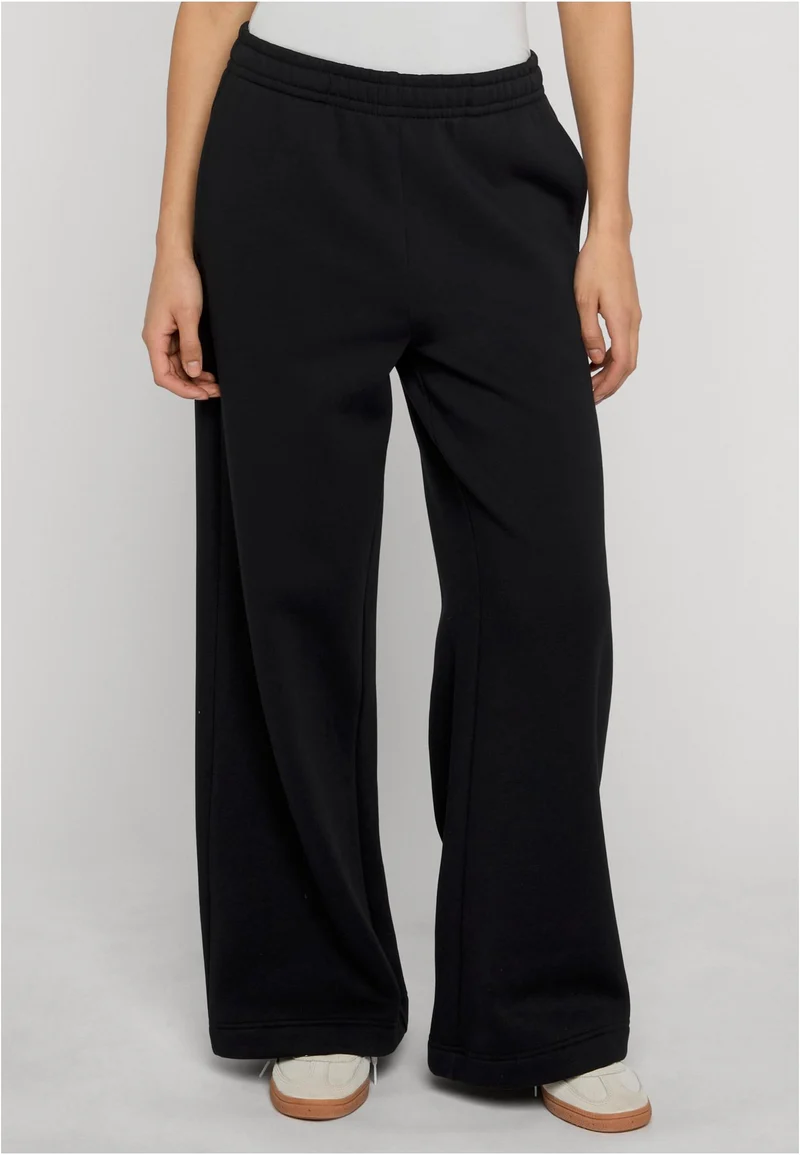 UC Fluffy Wideleg Trackpants
