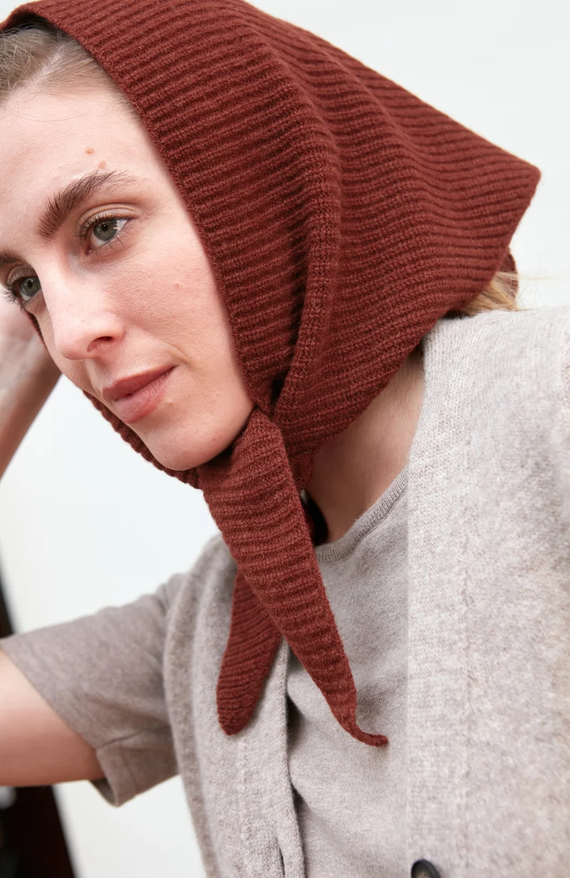 Lambswool Ribbed Triangle Scarf