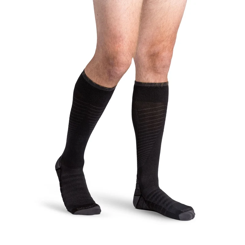 Sigvaris Motion Flow Tech Knee High 20-30 mmHg