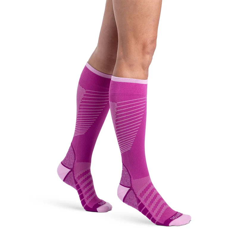 Sigvaris Motion Flow Tech Knee High 20-30 mmHg