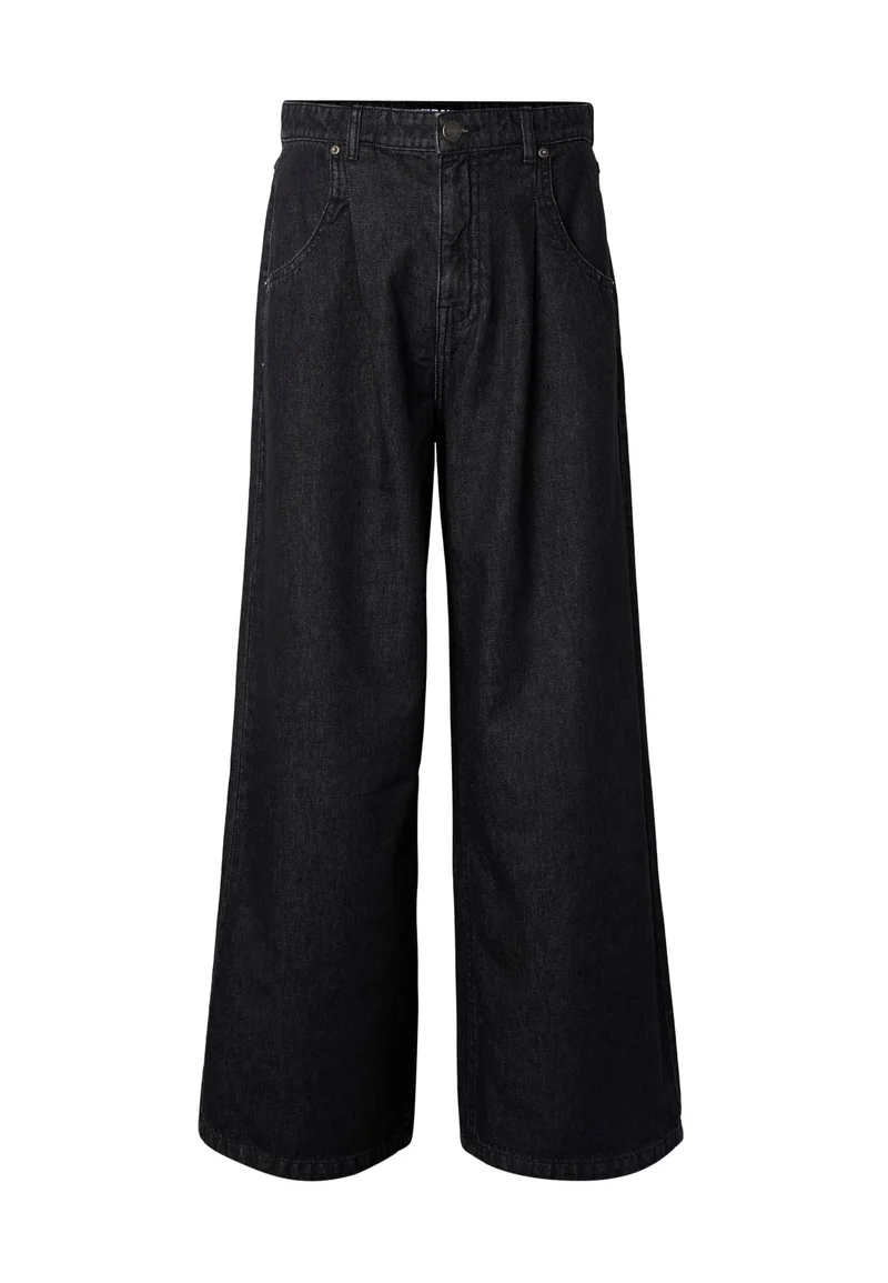 UC Pleated Jeans With Long Pocket
