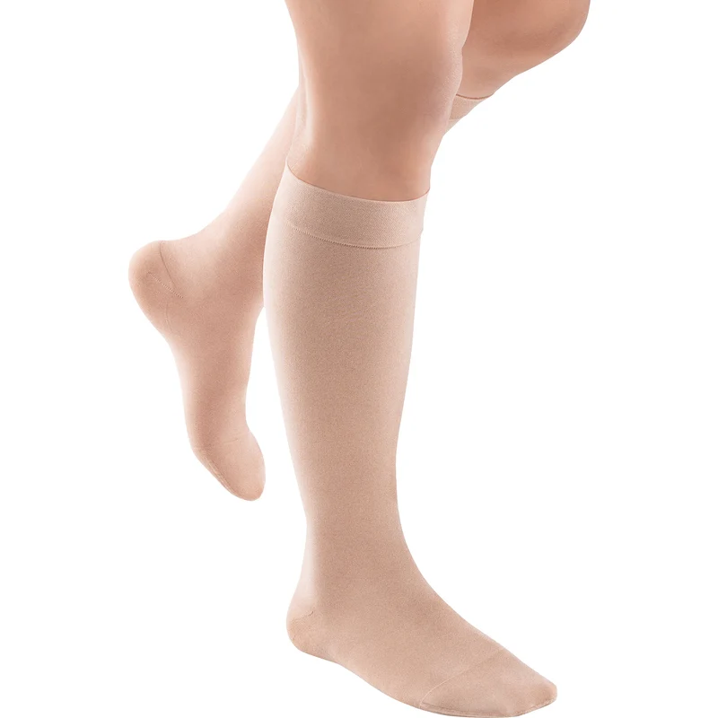 JOBST® ACTIVA Opaque Knee High 15-20 mmHg