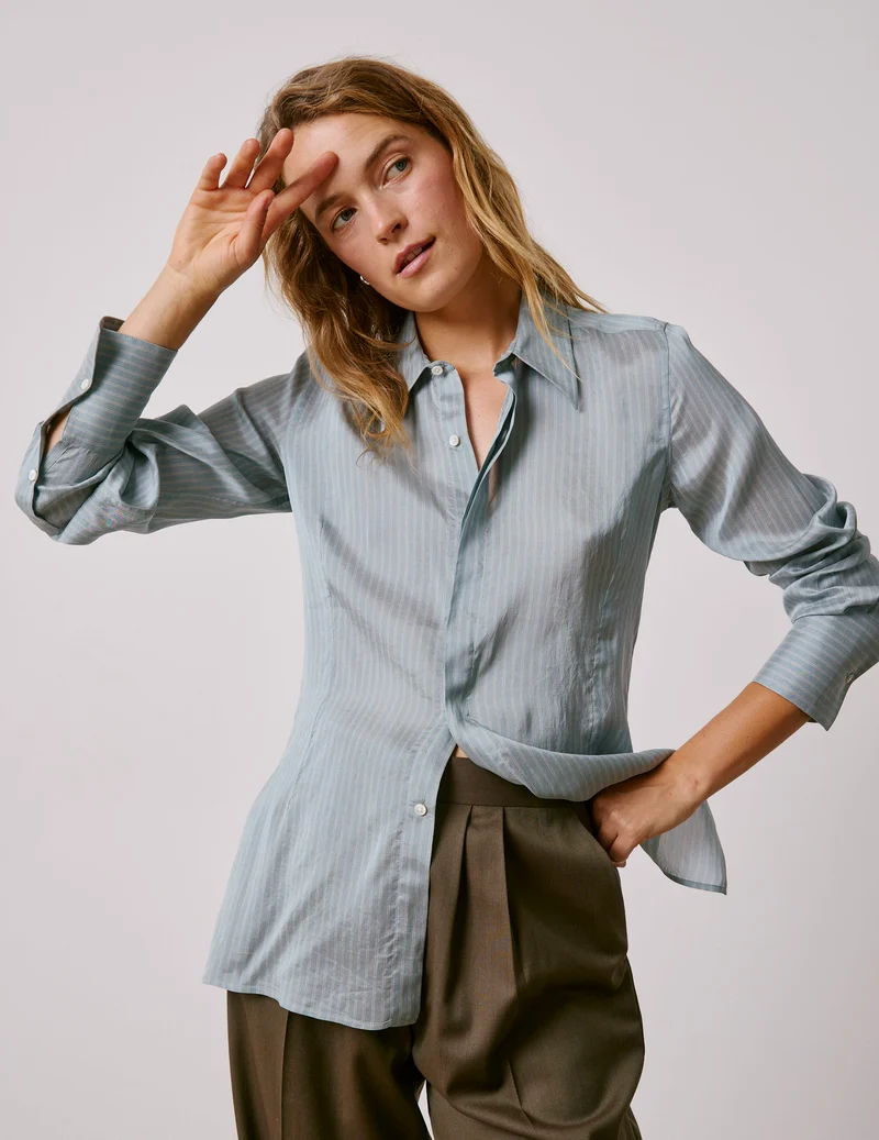 Chemise Pétale rayée bleu clair