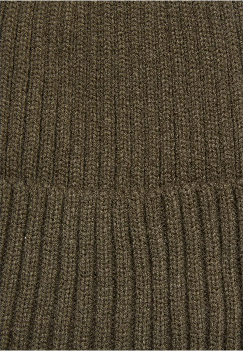B Bobble Hat