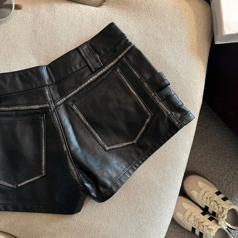 Damen Bermuda Shorts Hotpants Kurze Hose PU Leder Trendy Pants Clubwear