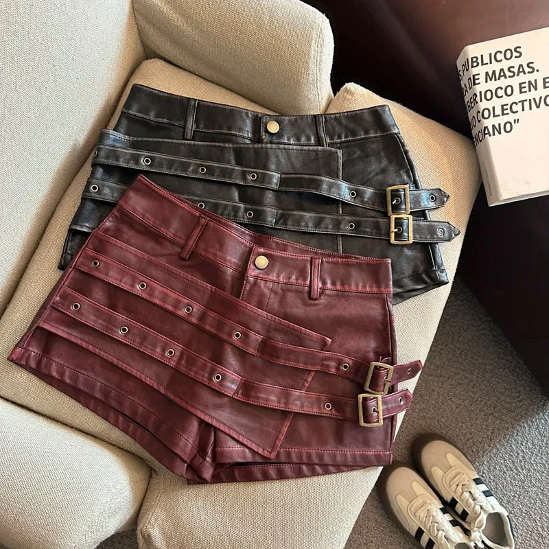 Damen Bermuda Shorts Hotpants Kurze Hose PU Leder Trendy Pants Clubwear