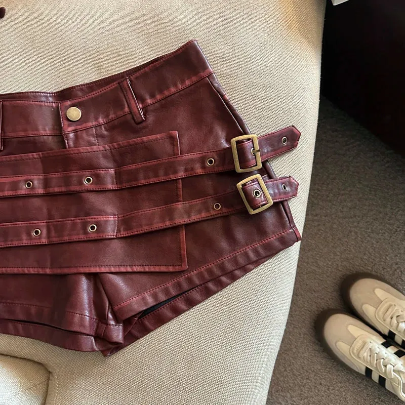 Damen Bermuda Shorts Hotpants Kurze Hose PU Leder Trendy Pants Clubwear