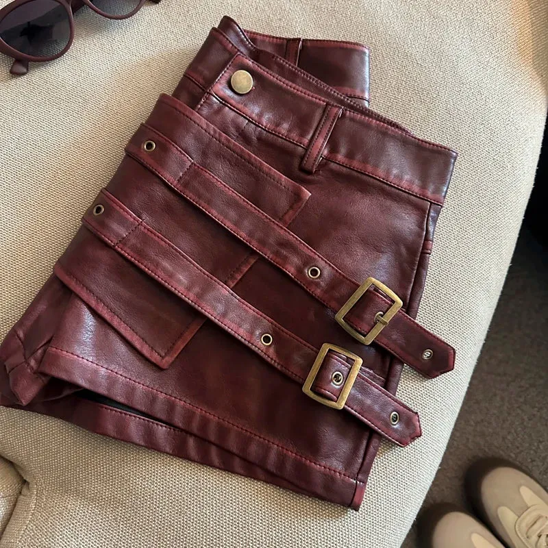 Damen Bermuda Shorts Hotpants Kurze Hose PU Leder Trendy Pants Clubwear