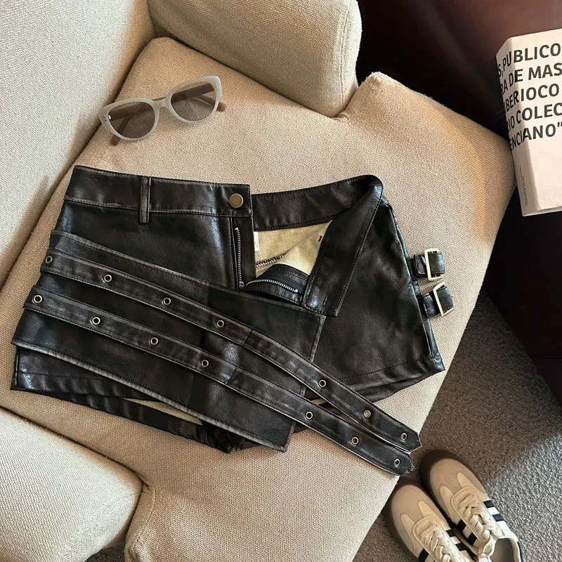 Damen Bermuda Shorts Hotpants Kurze Hose PU Leder Trendy Pants Clubwear