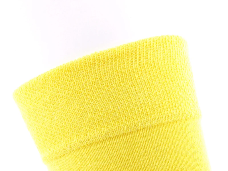 2 Paar bunte Herrensocken gelb