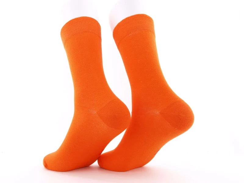 2 Paar bunte Herrensocken orange