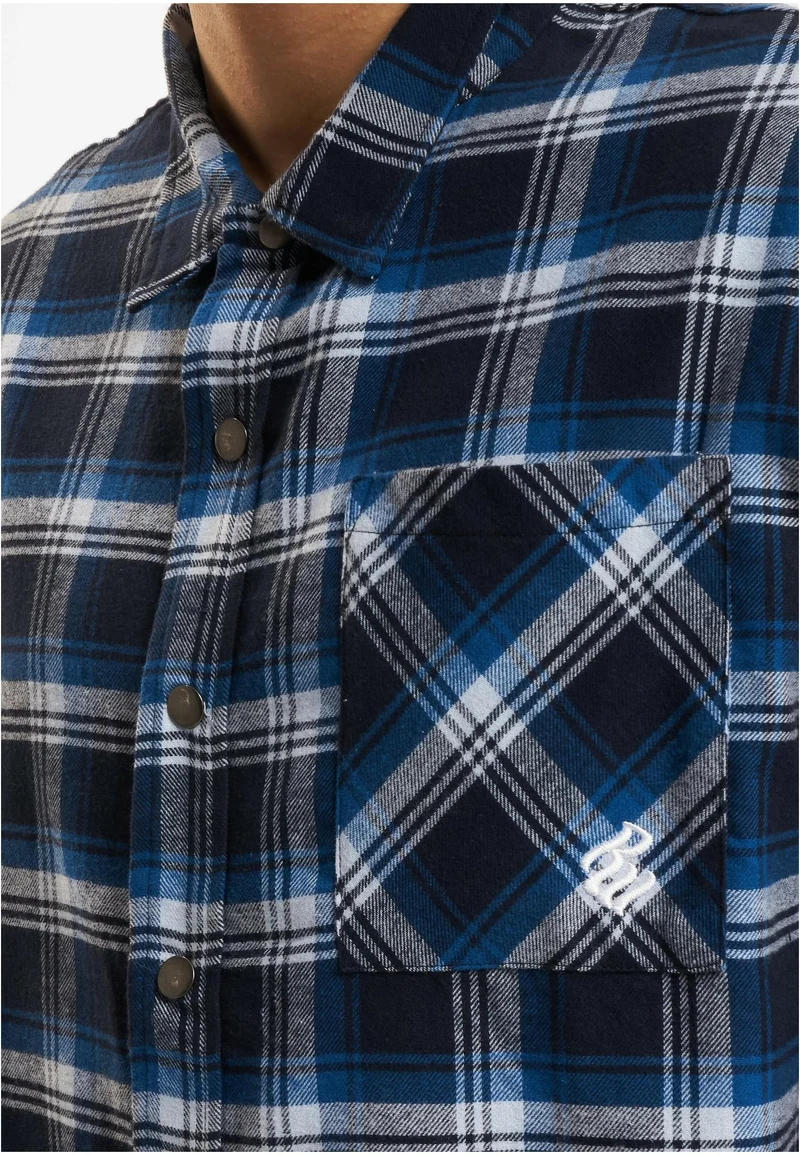 RW College Shirt