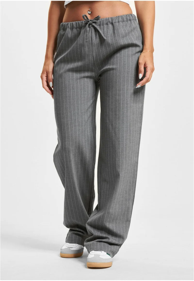 DEF Lara Chinos