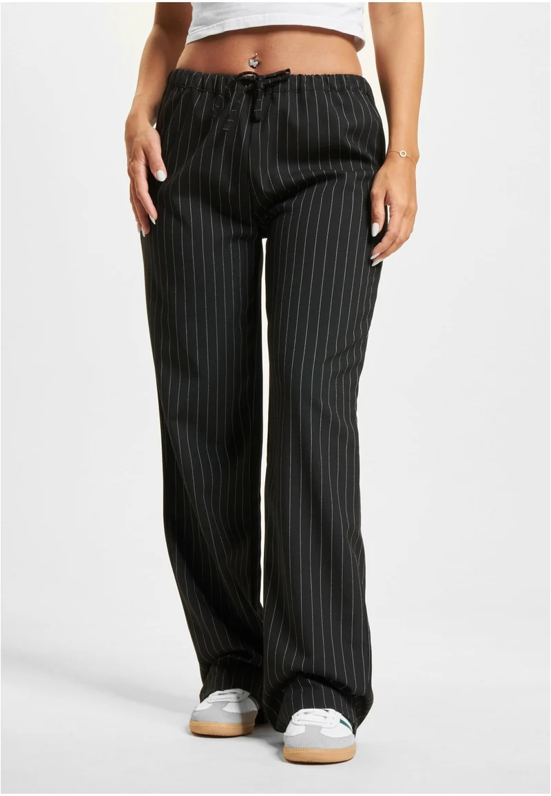 DEF Lara Chinos
