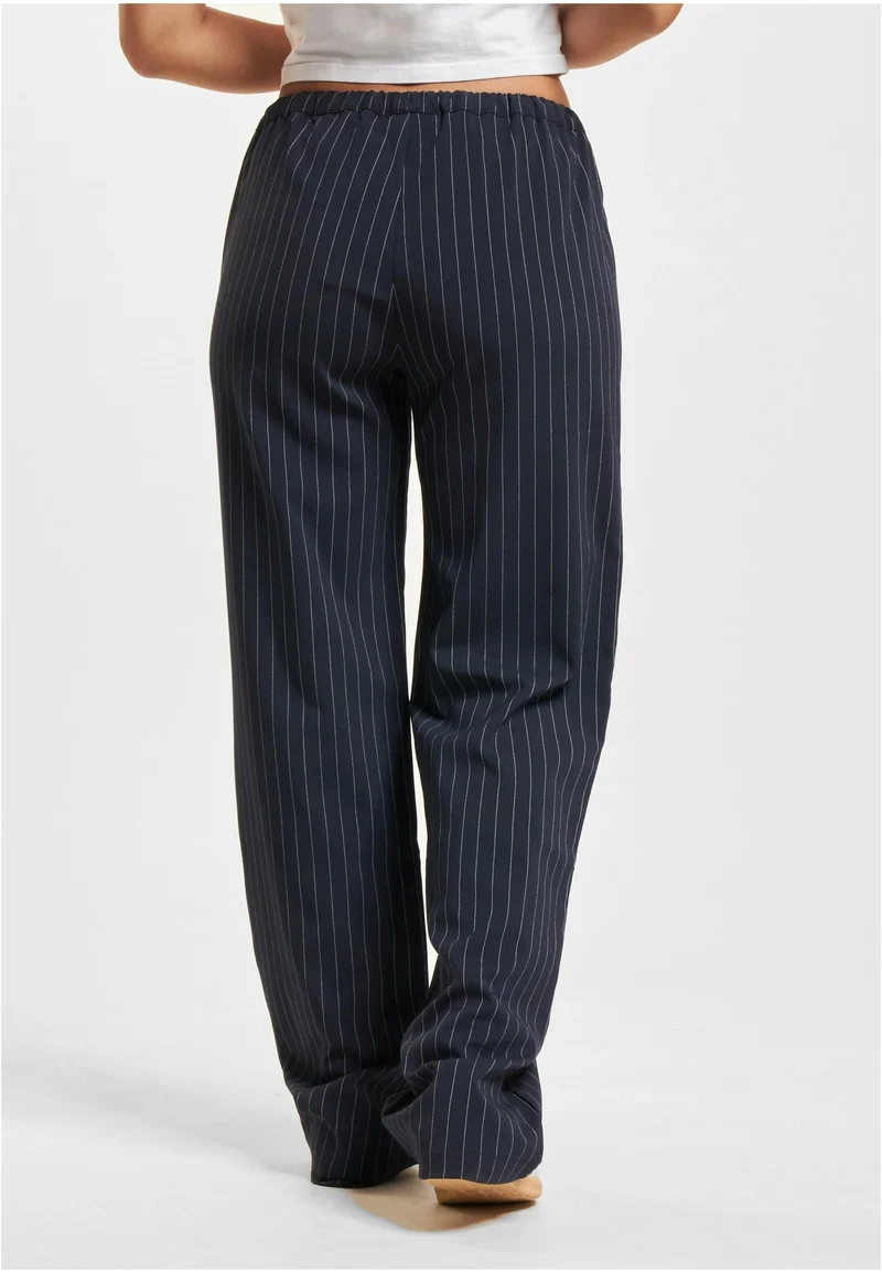 DEF Lara Chinos