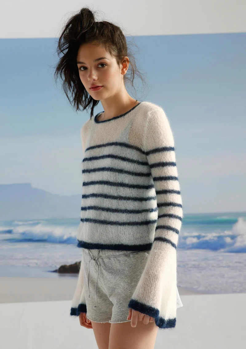 Pullover mit Trompetenärmeln