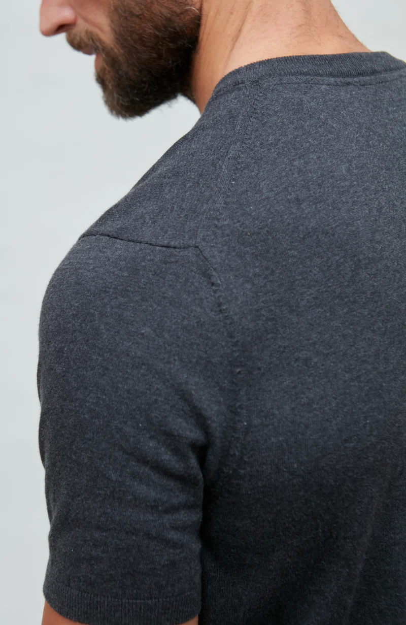 Herren-T-Shirt aus 100 % ultrafeiner Baumwolle