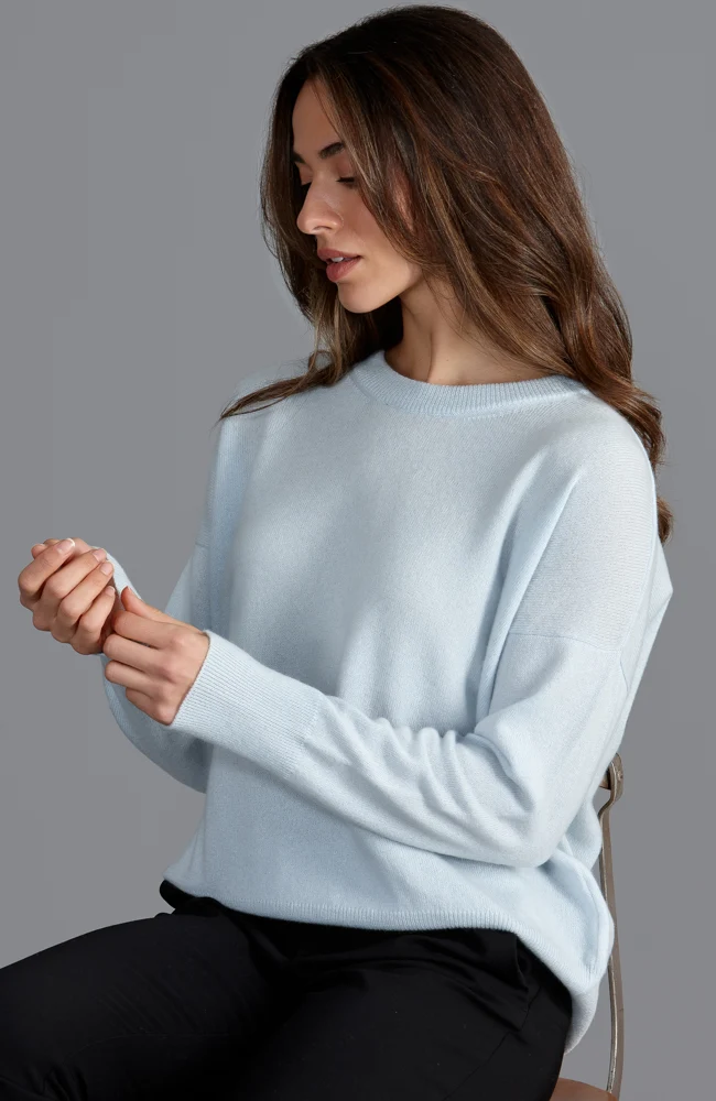 Damenpullover aus 100 % Kaschmir mit Rundhalsausschnitt