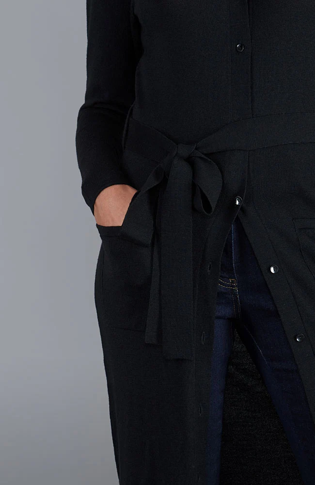 Langes Strickjackenkleid aus reiner extrafeiner Merinowolle für Damen