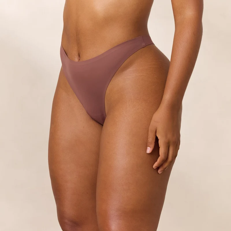 Everyday Form String - Muskat