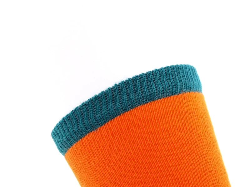 1 Paar Bio Kindersocken ohne drückende Naht orange