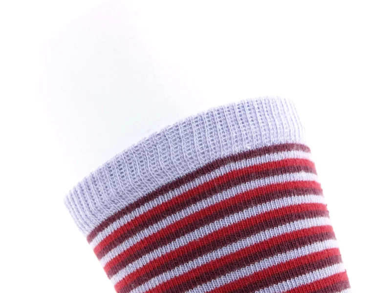 1 Paar Bio Kindersocken ohne drückende Naht Ringel lila