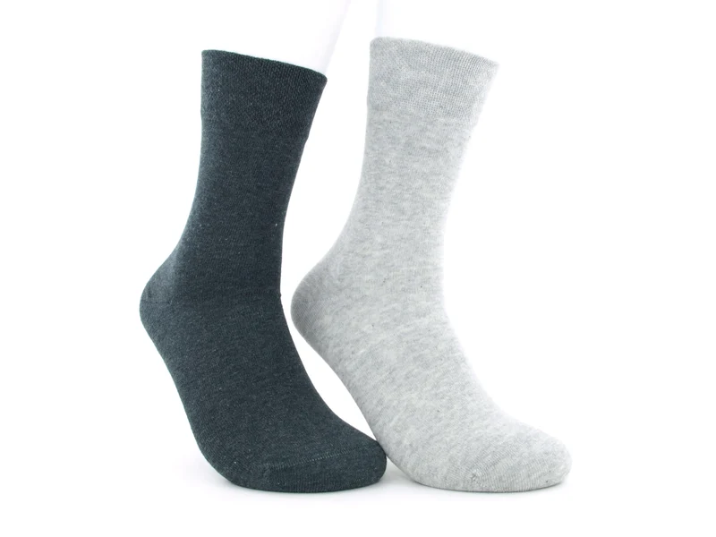 2 Paar 98 % Baumwollsocken Grautöne