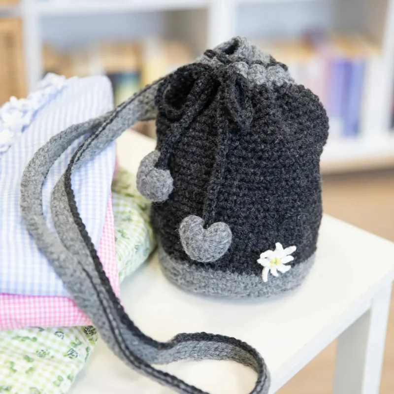 Häkelset Dirndltasche