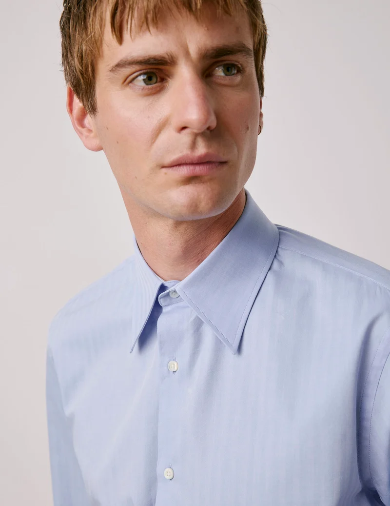 Chemise semi-ajustée bleue
