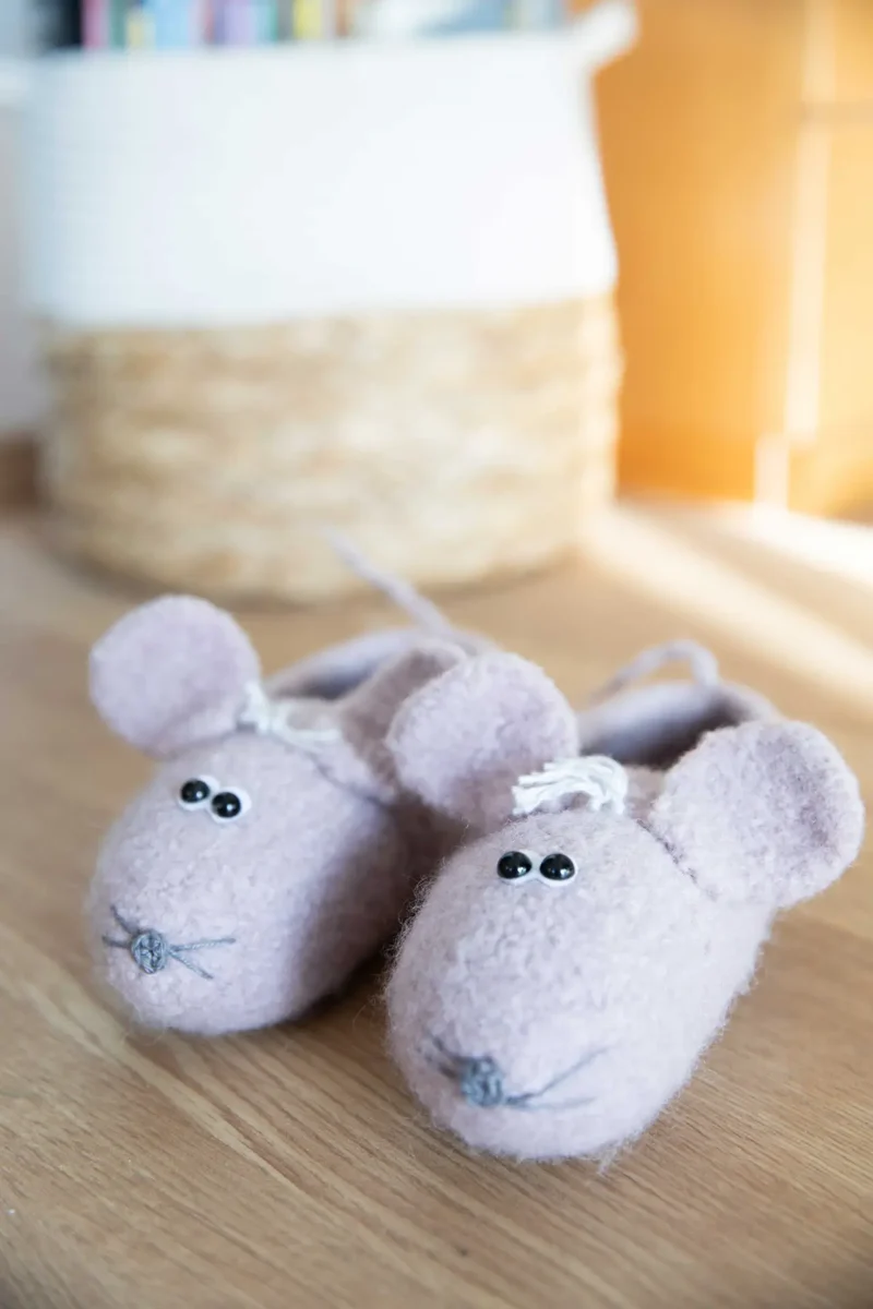 Anleitung Filzhausschuhe „Maus“