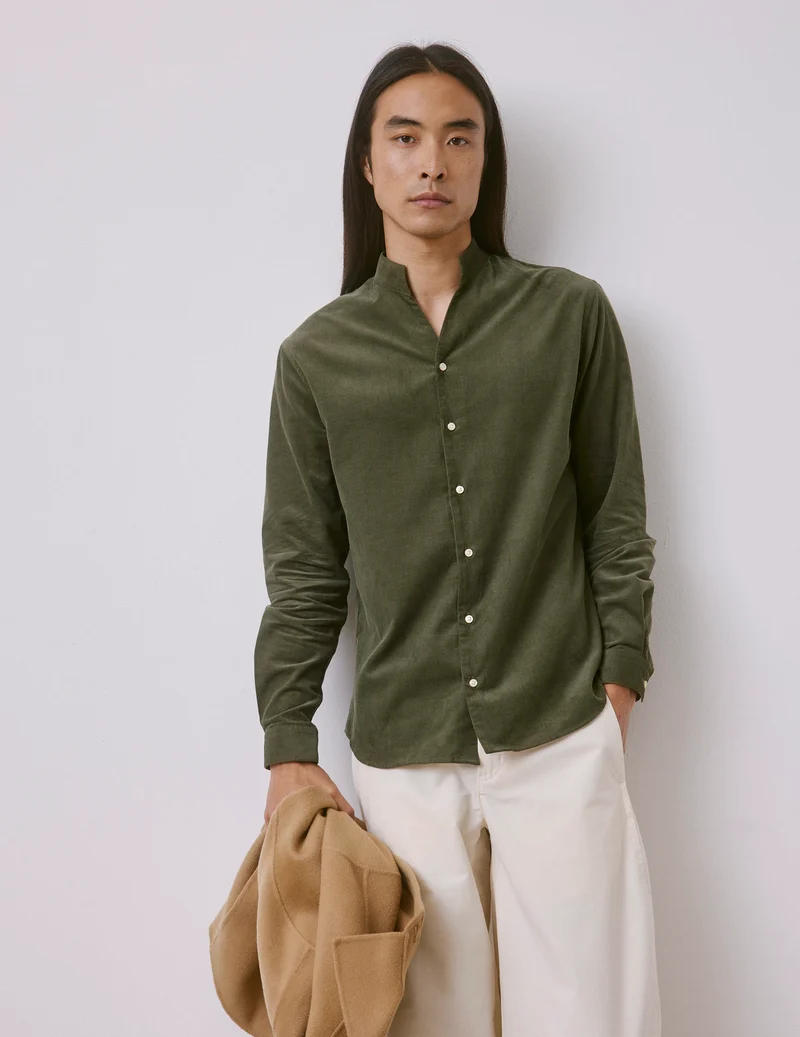 Chemise Carl en velours kaki