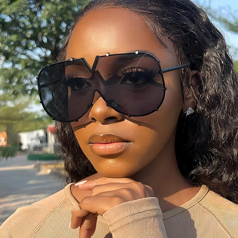 Damen Sonnenbrille Designer Luxus Brille Quadratische Übergröße Gläser Vintage