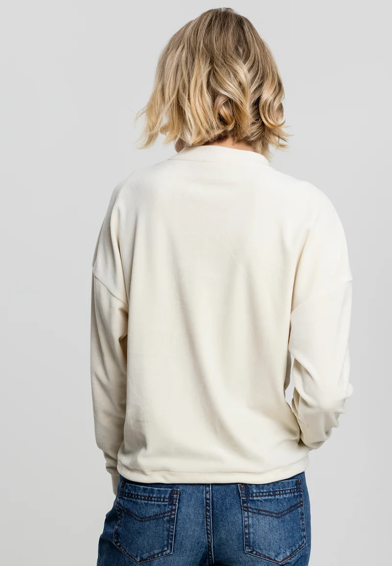 UC Oversized Velvet Crew