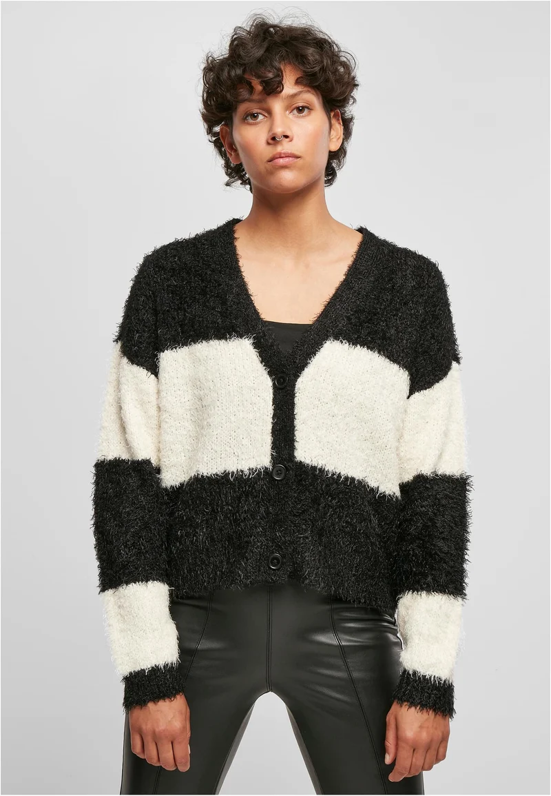 UC Short Oversized Feather Cardigan