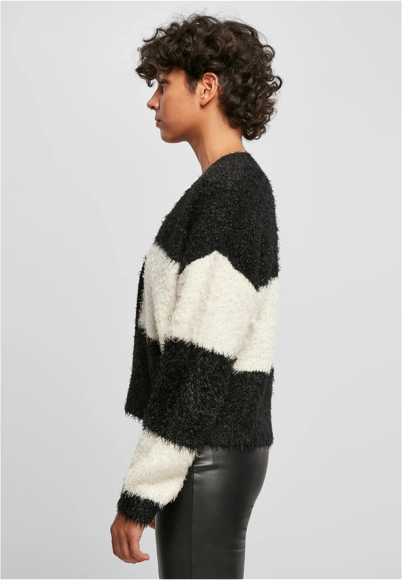 UC Short Oversized Feather Cardigan