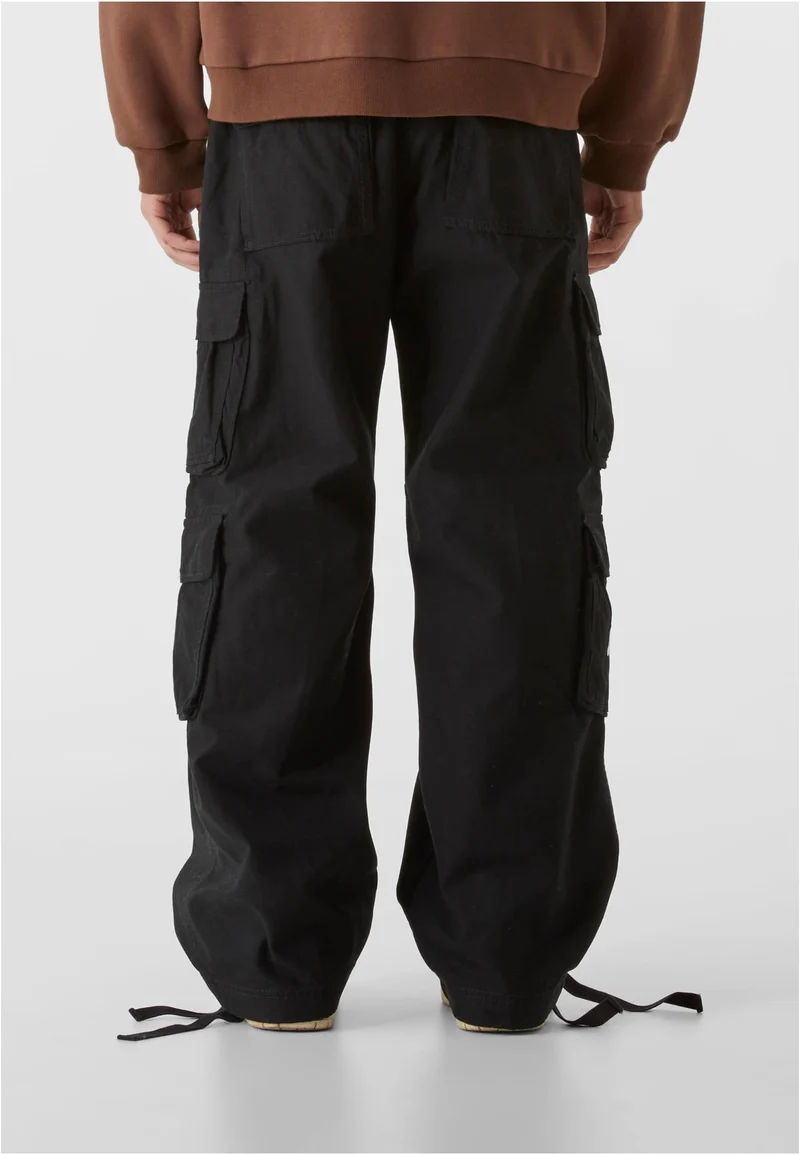 LY Cargo Pants Pocket Logo