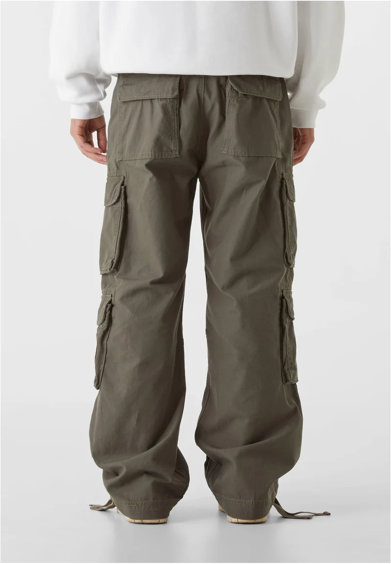 LY Cargo Pants Pocket Logo