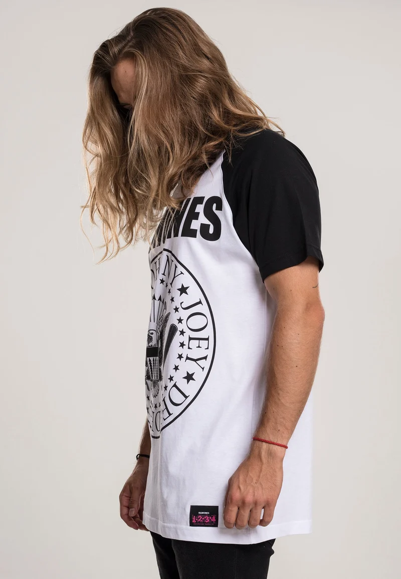 MC Ramones Circle Raglan Tee