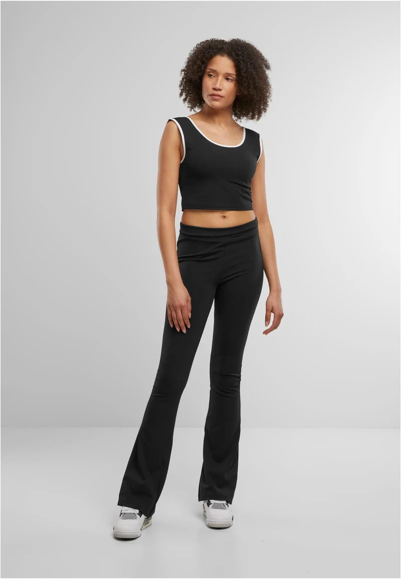UC Contrast Cropped Top