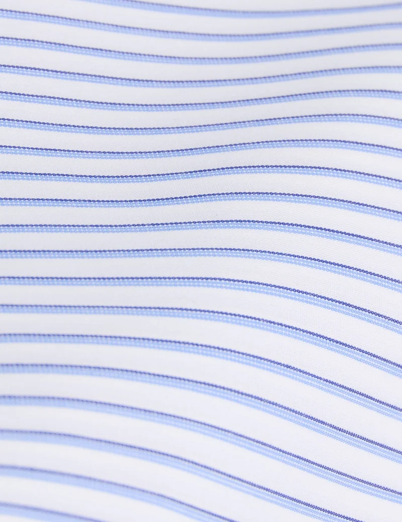 Chemise ajustée rayée bleue