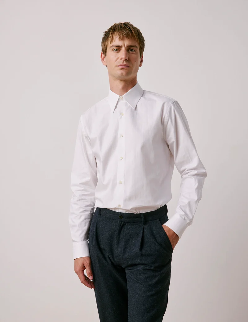 Chemise semi-ajustée blanche