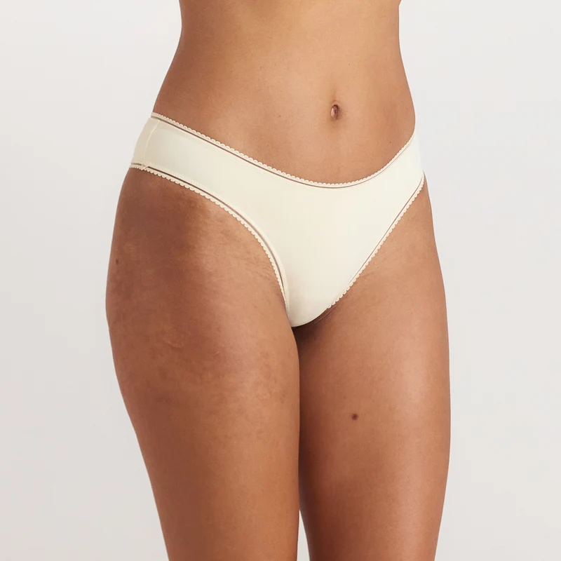 Comfort Brazilian Slip - Milchkaffee