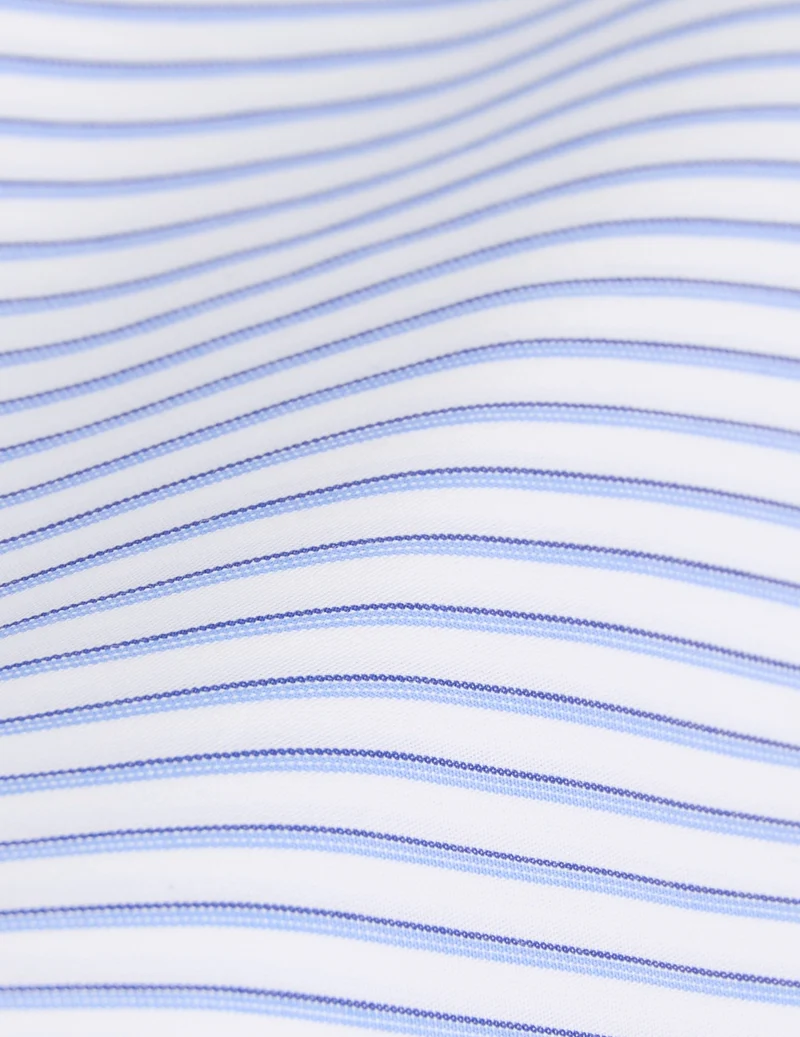 Chemise semi-ajustée rayée bleue