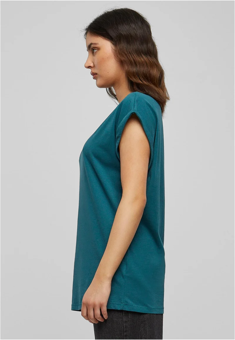 UC Extended Shoulder Tee