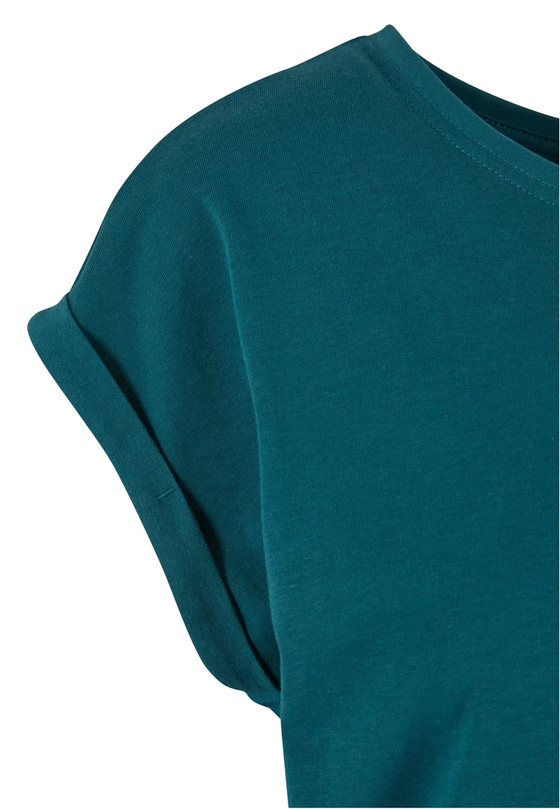 UC Extended Shoulder Tee